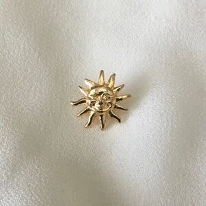 Vintage Happy Sun Lapel Pin